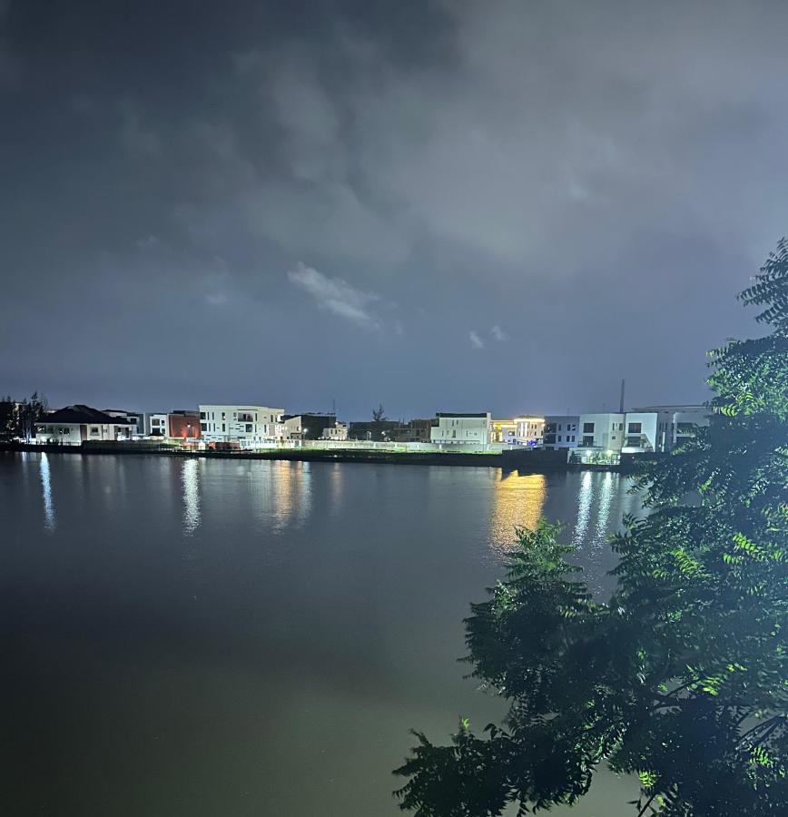 Guided Hospitality - Luxury Accommodations Лаґос Екстер'єр фото